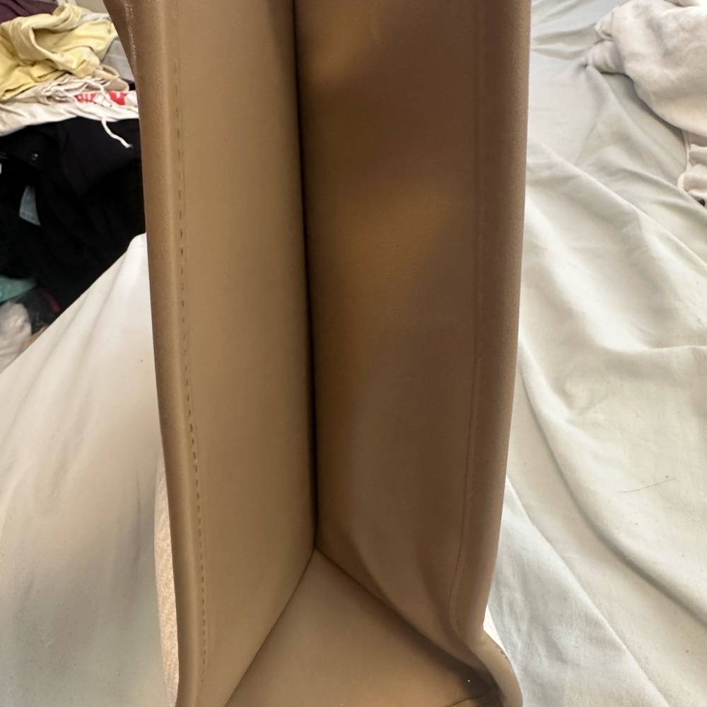 Michael Kors Tan Logo Tote - Picture 4 of 6